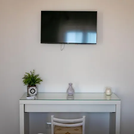 'mare Blu' By Interhome Lägenhet Giardini Naxos