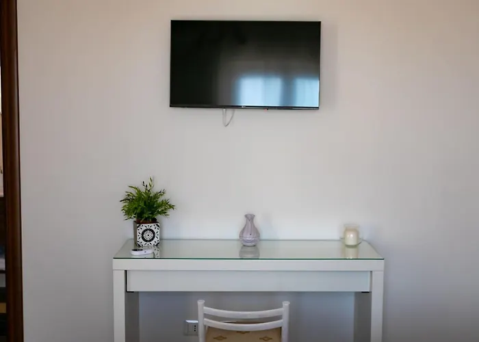 'mare Blu' By Interhome Lägenhet Giardini Naxos